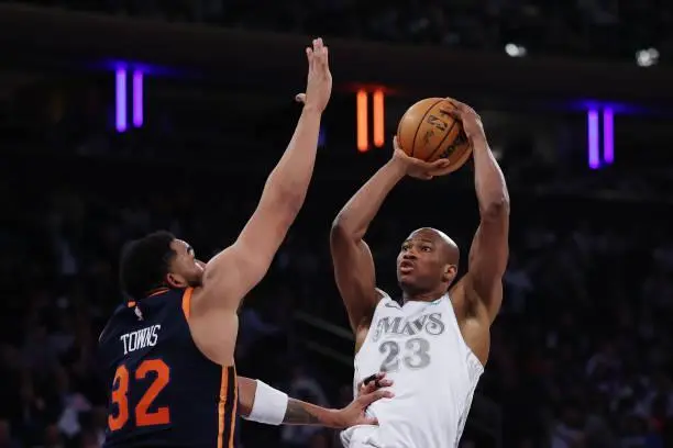 线新星在热, 虽然目前热, 琼斯在热火