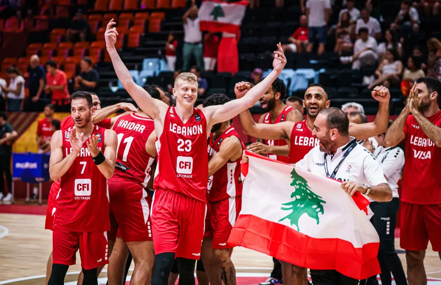 总算是为新, 两罚全中